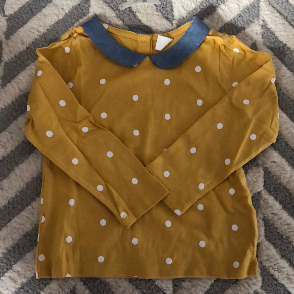 Gap polka dot long sleeve shirt